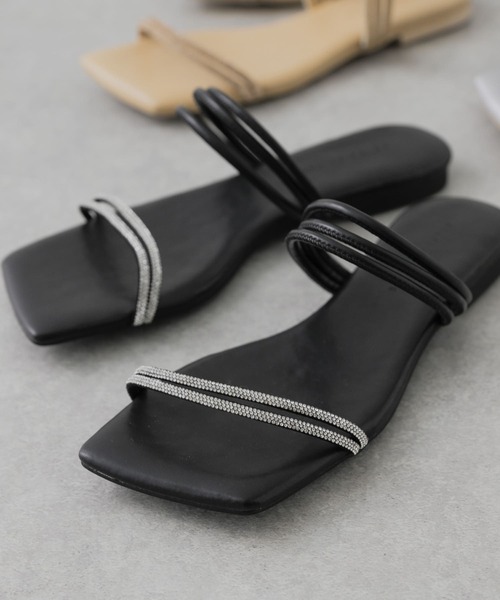 SENSE OF PLACE by URBAN RESEARCH(センスオブプレイスバイアーバンリサーチ)の「ラインストーンナローコードサンダル(サンダル・レディース・シルバー/ブラック/ベージュ・SMALL/MEDIUM/LARGE)」の13枚目の写真