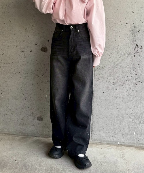 cuorequal(クオレコール)の「キラキラストーンデニムパンツ(デニムパンツ・レディース・ブラック・SMALL)」の1枚目の写真