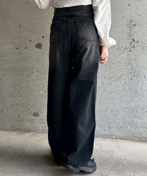 cuorequal(クオレコール)の「キラキラストーンデニムパンツ(デニムパンツ・レディース・ブラック・SMALL)」の22枚目の写真