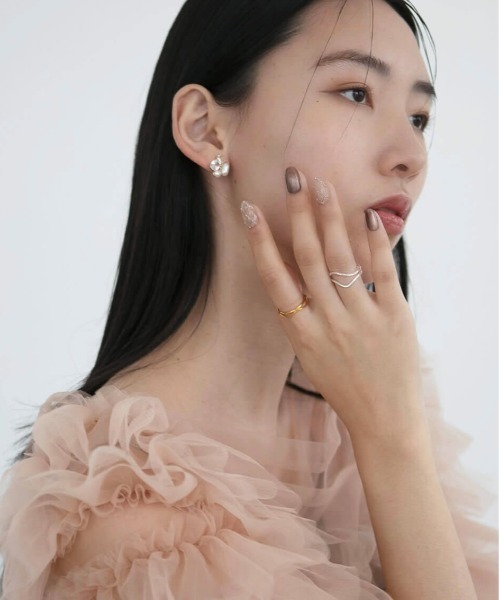 Anail（エーネイル）の「3D水光ネイルキルティングベージュブラウンマグネットオーバルネイルチップ（ネイルシール/ネイルチップ・レディース・ブラウン・MEDIUM/SMALL/LARGE）」の2枚目の写真