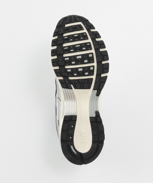 NIKE（ナイキ）の「【NIKE/ナイキ】 P-6000：スニーカー（スニーカー・レディース・シルバー・23cm/23.5cm/24cm/24.5cm）」の7枚目の写真