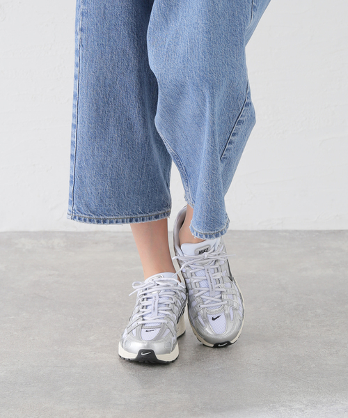 NIKE（ナイキ）の「【NIKE/ナイキ】 P-6000：スニーカー（スニーカー・レディース・シルバー・23cm/23.5cm/24cm/24.5cm）」の4枚目の写真