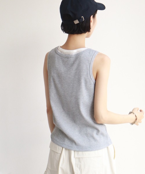 NOGLE（ノグル）の「【NOGLE/ノグル】レイヤード風ヘンリーネックタンク（タンクトップ・レディース・ネイビー/グレー・FREE）」の6枚目の写真