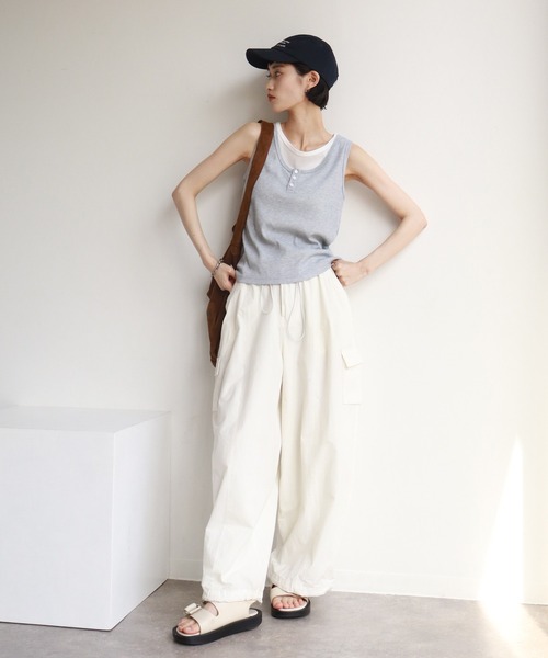 NOGLE（ノグル）の「【NOGLE/ノグル】レイヤード風ヘンリーネックタンク（タンクトップ・レディース・ネイビー/グレー・FREE）」の13枚目の写真