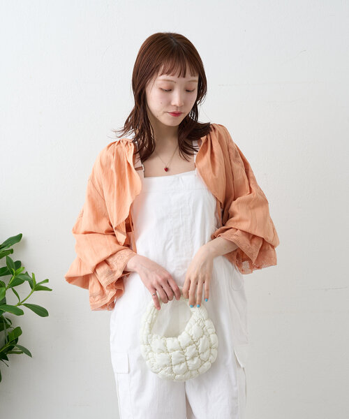 w closet(ダブルクローゼット)の「サイドドロストサロペット(サロペット/オーバーオール・レディース・オフホワイト/パープル/ブラック・FREE)」の8枚目の写真