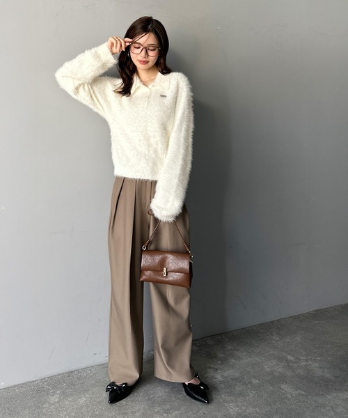mily bilet(ミウィビレット)の「【mily bilet】カジュアルな大人ふんわり。メタルプレート使いフェザーシャギーポロニット(長袖)(ニット/セーター・レディース・チャコールグレー/グレー/チョコ/アイボリー・LARGE/MEDIUM/SMALL/X-LARGE)」の16枚目の写真