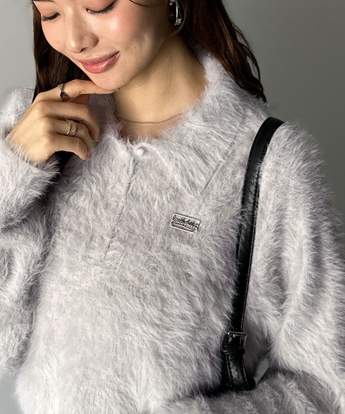mily bilet(ミウィビレット)の「【mily bilet】カジュアルな大人ふんわり。メタルプレート使いフェザーシャギーポロニット(長袖)(ニット/セーター・レディース・チャコールグレー/グレー/チョコ/アイボリー・LARGE/MEDIUM/SMALL/X-LARGE)」の9枚目の写真