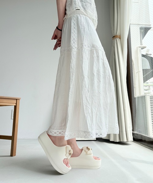 LUGG NAGG（ラグナグ）の「【軽量】リボンモチーフつき厚底シャワーサンダル（サンダル・レディース・ホワイト/ベージュ/ブラック・M/L）」の19枚目の写真