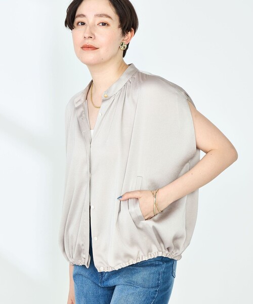 NOLLEY’S(ノーリーズ)の「ハンマーサテンケープブラウス(シャツ/ブラウス・レディース・ベージュ/ネイビー/オフホワイト・38)」の12枚目の写真
