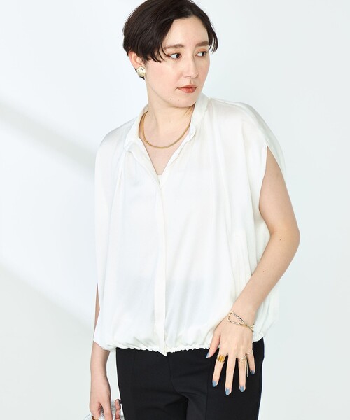 NOLLEY’S(ノーリーズ)の「ハンマーサテンケープブラウス(シャツ/ブラウス・レディース・ベージュ/ネイビー/オフホワイト・38)」の21枚目の写真