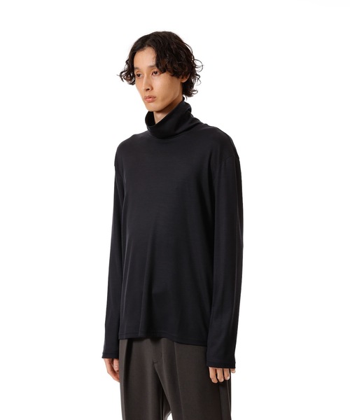 ATTACHMENT（アタッチメント）の「1/60 ウールスムース ハイネックタートル L/S TEE /  1/60 WOOL SMOOTH HIGH NECK TURTLE L/S TEE（Tシャツ/カットソー・メンズ・ネイビー/キャメル/ブラック・3/2/1）」の13枚目の写真