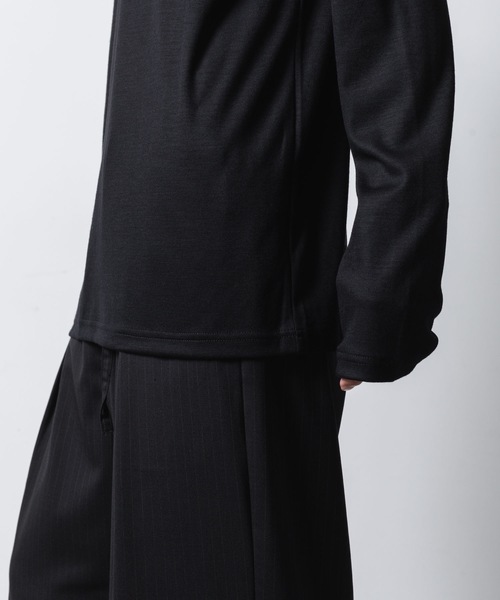 ATTACHMENT（アタッチメント）の「1/60 ウールスムース ハイネックタートル L/S TEE /  1/60 WOOL SMOOTH HIGH NECK TURTLE L/S TEE（Tシャツ/カットソー・メンズ・ネイビー/キャメル/ブラック・3/2/1）」の9枚目の写真