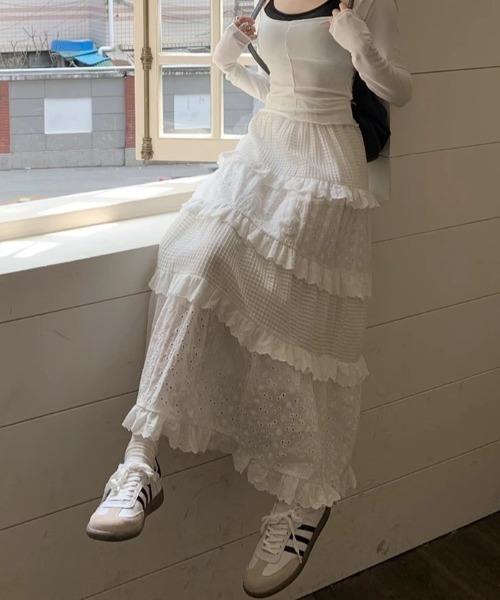 SHEPP（シープ）の「レースティアードフリルロングスカート（スカート・レディース・ホワイト・M/L）」の5枚目の写真