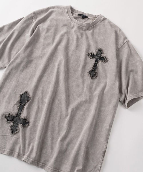 SlashDate（スラッシュデイト）の「【82】スノーウォッシュ ヴィンテージテイスト ワッペンTシャツ  メンズ　レディース（Tシャツ/カットソー・メンズ・グレー/ブラック系その他/ブラック/グレー系その他・M/L）」の4枚目の写真