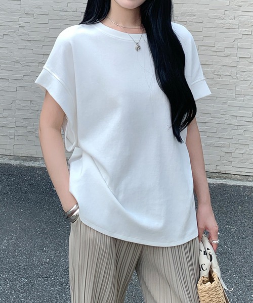 by LEGNA(バイレグナ)の「脱普通のTシャツ(Tシャツ/カットソー・レディース・ブラック/ホワイト系/ホワイト系1/ブラウン系1/グレー/グレー系/ブラック系/ホワイト/ブラック系1/グレー系1/モカ/ブラウン系/ホワイト系2/グレー系2/ブラウン系2/ブラック系2・FREE)」の3枚目の写真