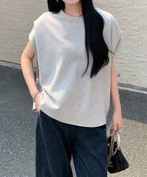 脱普通のTシャツ