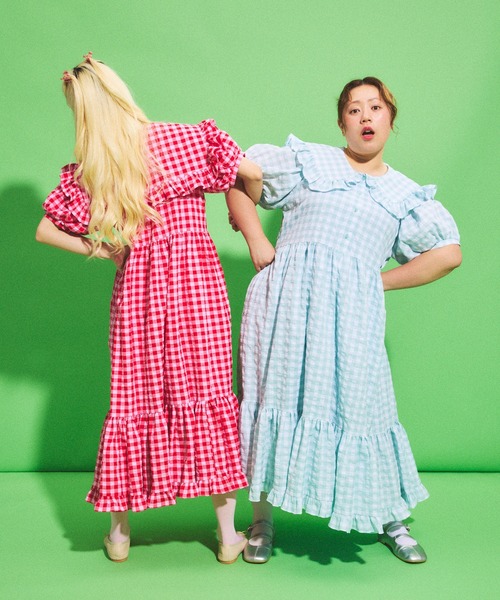 PUNYUS（プニュズ）の「ギンガムチェックフリルワンピース（ワンピース・レディース・レッド/ブラック/サックスブルー・1/2/3/4）」の11枚目の写真