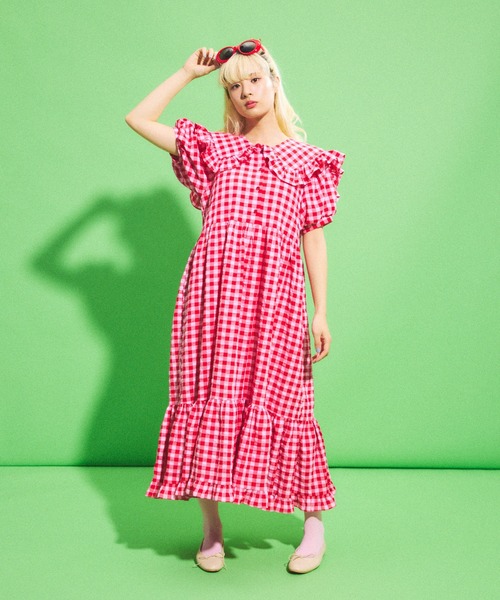 PUNYUS（プニュズ）の「ギンガムチェックフリルワンピース（ワンピース・レディース・レッド/ブラック/サックスブルー・1/2/3/4）」の14枚目の写真