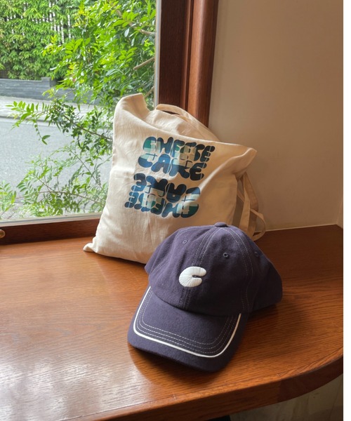 FOREVER 21（フォーエバー トゥエンティーワン）の「【Cafeコラボ】トートバッグ（トートバッグ・レディース・ホワイト/レッド・FREE）」の13枚目の写真