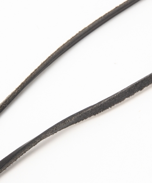 MOTO（モト）の「MOTORATORY×BEAMS PLUS / 別注 フェザーネックレス S（ネックレス・メンズ・オフホワイト/ナチュラル/ブラック・ONE SIZE）」の5枚目の写真