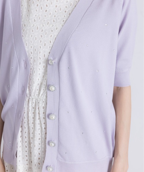 tocco closet(トッコ クローゼット)の「パール釦ストーン付きニットカーディガン(カーディガン/ボレロ・レディース・ピンク/ラベンダー/オフホワイト・M)」の21枚目の写真