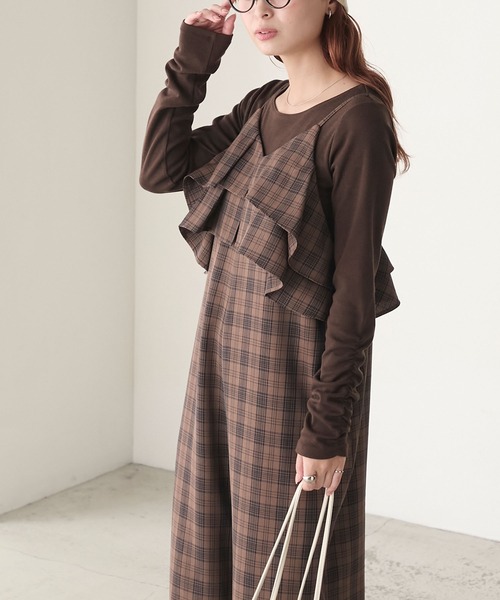 BONLECILL(ボンルシール)の「【至福のパルフェコレクション】袖シャーリングカップ付きテレコロンTEE(Tシャツ/カットソー・レディース・ベージュ/モカ/チャコール/レッド/ブラウン/ホワイト×ブラック/アイボリー/グレイッシュベージュ/ブラック・L/M)」の11枚目の写真