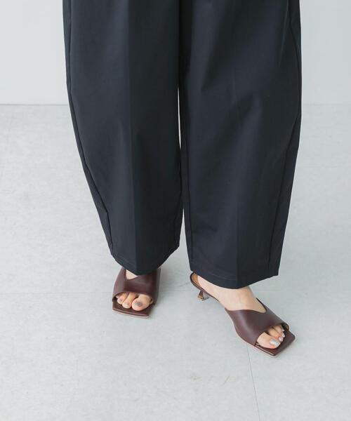 URBAN RESEARCH ROSSO WOMEN（アーバンリサーチ　ロッソ）の「ストレッチコクーンチノパンツ（その他パンツ・レディース・ベージュ系その他/ネイビー・36/38）」の11枚目の写真