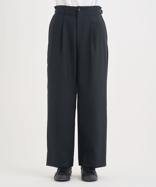 marka（マーカ）の「【marka/マーカ】別注TWO TUCK MILITARY TROUSERS（スラックス・メンズ・ダークグレー/ブラック・1/2）」の4枚目の写真