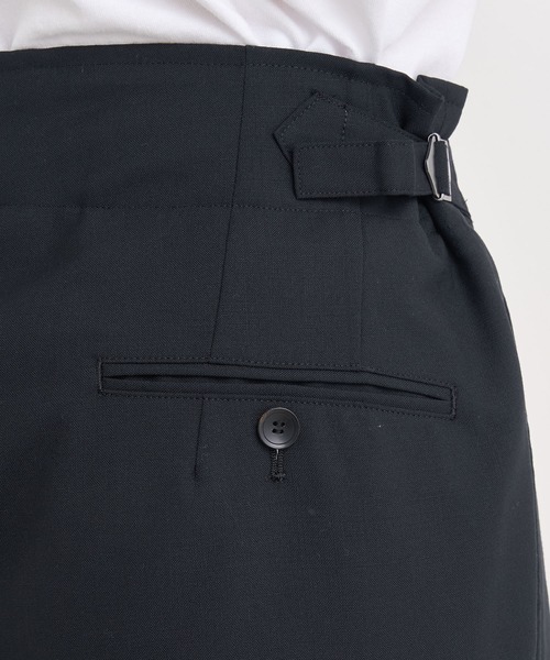 marka（マーカ）の「【marka/マーカ】別注TWO TUCK MILITARY TROUSERS（スラックス・メンズ・ダークグレー/ブラック・1/2）」の9枚目の写真