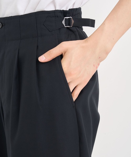 marka（マーカ）の「【marka/マーカ】別注TWO TUCK MILITARY TROUSERS（スラックス・メンズ・ダークグレー/ブラック・1/2）」の11枚目の写真