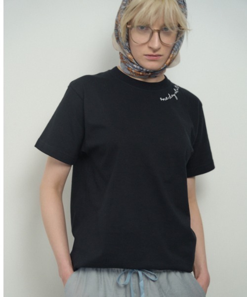 Muel Chic(ミュエルシック)の「Embroidery Tshirt エンブロイダリーTシャツ(Tシャツ/カットソー・レディース・サンドベージュ/ライトグレー/スミクロ・FREE)」の9枚目の写真