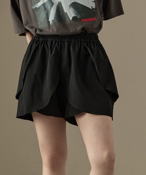 Fashion Letter（ファッションレター）の「水陸両用 フリルデザイン ラッシュガード ショートパンツ（ラッシュガード・レディース・ブラック・M）」の3枚目の写真