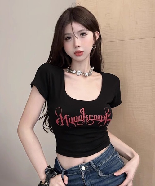 THE HITSS（ヒッツ）の「Y2K ロゴプリント 短丈 スリムフィット スクエアネック チビTシャツ（Tシャツ/カットソー・レディース・ホワイト/ブラック・FREE）」の8枚目の写真