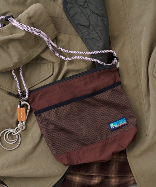 Franklin Climbing（フランクリンクライミング）の「【Franklin Climbing】サコッシュバッグ（ショルダーバッグ・メンズ・グリーン系その他2/ダークブルー/ブラック/サックスブルー/ブラウン系その他・ONE SIZE）」の3枚目の写真