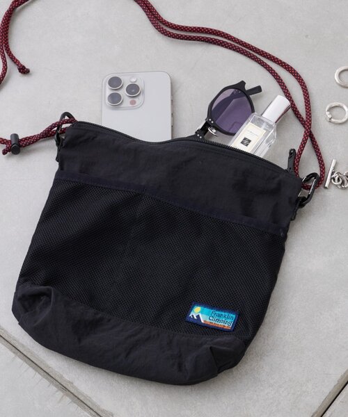 Franklin Climbing（フランクリンクライミング）の「【Franklin Climbing】サコッシュバッグ（ショルダーバッグ・メンズ・グリーン系その他2/ダークブルー/ブラック/サックスブルー/ブラウン系その他・ONE SIZE）」の2枚目の写真