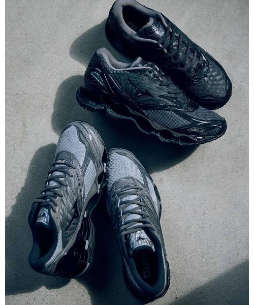MIZUNO SPORTS STYLE（ミズノスポーツスタイル）の「WAVE PROPHECY LS（スニーカー・メンズ・グレー・26.5/27.5/28）」の3枚目の写真