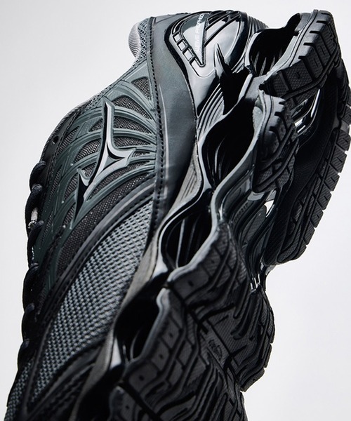 MIZUNO SPORTS STYLE（ミズノスポーツスタイル）の「WAVE PROPHECY LS（スニーカー・メンズ・グレー・26.5/27.5/28）」の17枚目の写真