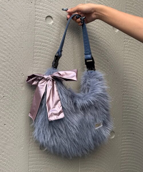 HELLO.SANFRANCISCO(ハローサンフランシスコ)の「【HELLO.SANFRANCISCO/ハローサンフランシスコ】リボンチャーム付マルチWAYファーBAG(トートバッグ・レディース・ピンク/イエロー/ブルー・ONE SIZE)」の13枚目の写真