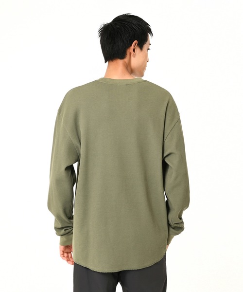 NEW BALANCE(ニューバランス)の「シューパッチワッフルロングスリーブ(Tシャツ/カットソー・メンズ・オフホワイト/カーキ・LARGE/XX-LARGE/MEDIUM/X-LARGE/SMALL)」の18枚目の写真