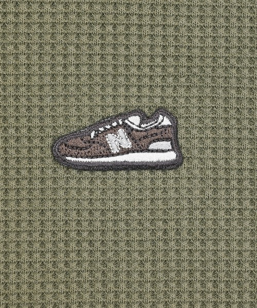 NEW BALANCE(ニューバランス)の「シューパッチワッフルロングスリーブ(Tシャツ/カットソー・メンズ・オフホワイト/カーキ・LARGE/XX-LARGE/MEDIUM/X-LARGE/SMALL)」の6枚目の写真