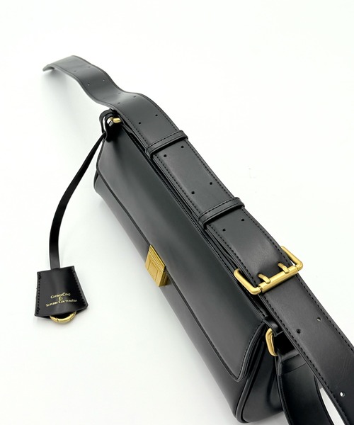 DRAW(ドロー)の「DRAW(ドロー) / シリンダー バッグ(ショルダーバッグ・レディース・ブラック×ゴールド/ブラック×シルバー・FREE)」の15枚目の写真