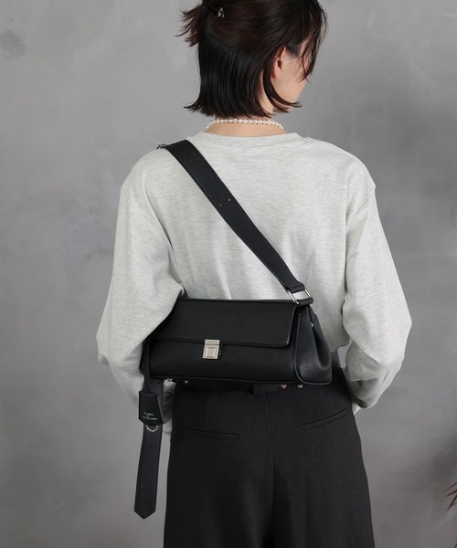 DRAW(ドロー)の「DRAW(ドロー) / シリンダー バッグ(ショルダーバッグ・レディース・ブラック×ゴールド/ブラック×シルバー・FREE)」の19枚目の写真