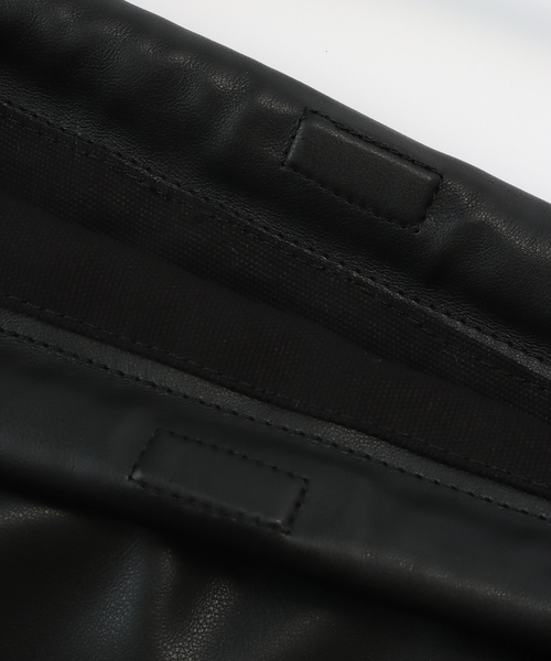 BRIE LEON（ブリーレオン）の「【BRIE LEON/ブリー・レオン】ALMA XL（ショルダーバッグ・レディース・ブラック/レッド・FREE）」の10枚目の写真