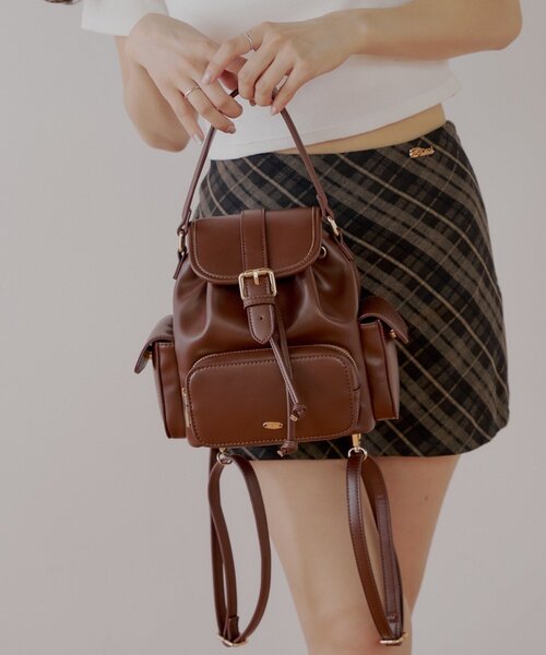 Chico（チコ）の「2WAY3ポケットバックパック（バックパック/リュック・レディース・ブラック/ブラウン/アイボリー・FREE）」の5枚目の写真