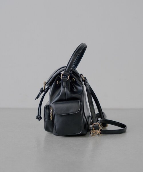 Chico（チコ）の「2WAY3ポケットバックパック（バックパック/リュック・レディース・ブラック/ブラウン/アイボリー・FREE）」の10枚目の写真