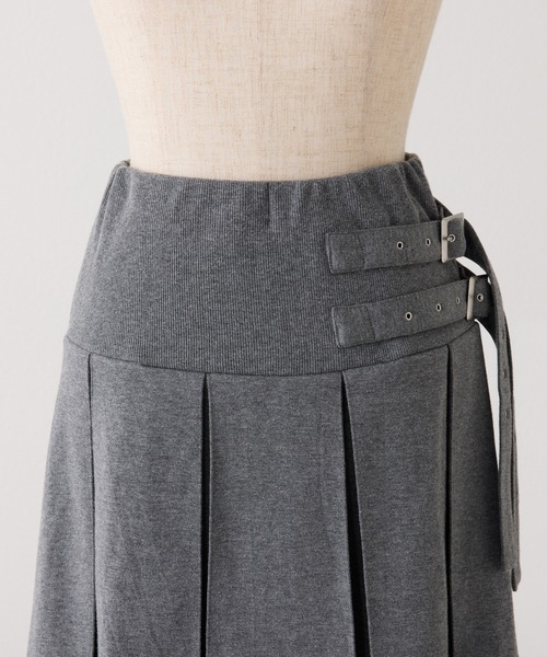 one after another NICE CLAUP(ワンアフターアナザーナイスクラップ)の「【セットアップ対応】カットプリーツミニスカート(スカート・レディース・杢グレー/チャコールグレー/オフホワイト・FREE)」の15枚目の写真