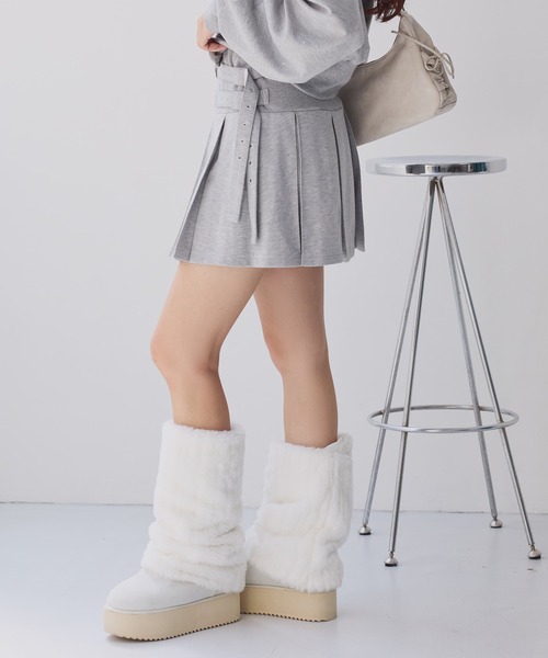 one after another NICE CLAUP(ワンアフターアナザーナイスクラップ)の「【セットアップ対応】カットプリーツミニスカート(スカート・レディース・杢グレー/チャコールグレー/オフホワイト・FREE)」の6枚目の写真