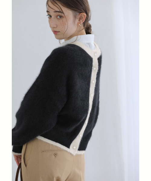 La TOTALITE（ラトータリテ）の「フォックスカシミヤ2WAYプルオーバー（ニット/セーター・レディース・ブラック/ベージュ/ピンク/ライトグリーン・FREE）」の9枚目の写真