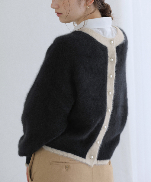 La TOTALITE（ラトータリテ）の「フォックスカシミヤ2WAYプルオーバー（ニット/セーター・レディース・ブラック/ベージュ/ピンク/ライトグリーン・FREE）」の10枚目の写真