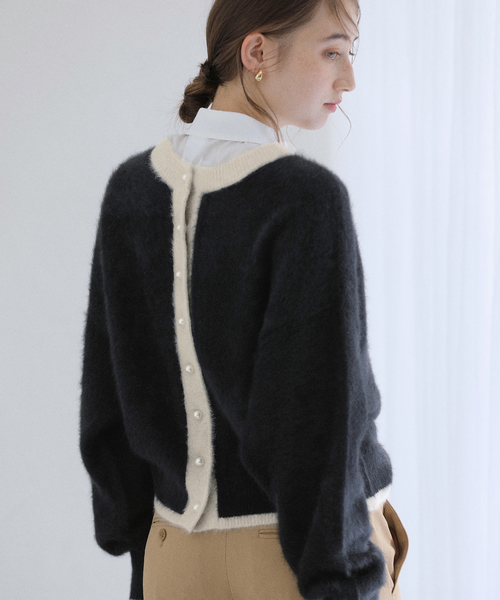 La TOTALITE（ラトータリテ）の「フォックスカシミヤ2WAYプルオーバー（ニット/セーター・レディース・ブラック/ベージュ/ピンク/ライトグリーン・FREE）」の11枚目の写真